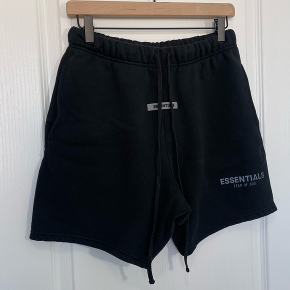Fear of God ESSENTIALS Black Sweat Shorts XXS - Picture 2 of 11